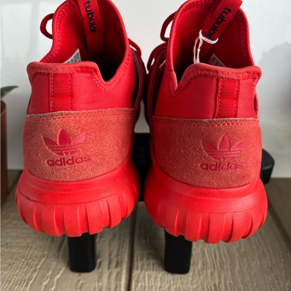 ADIDAS TUBULAR RADIAL - Picture 2 of 16